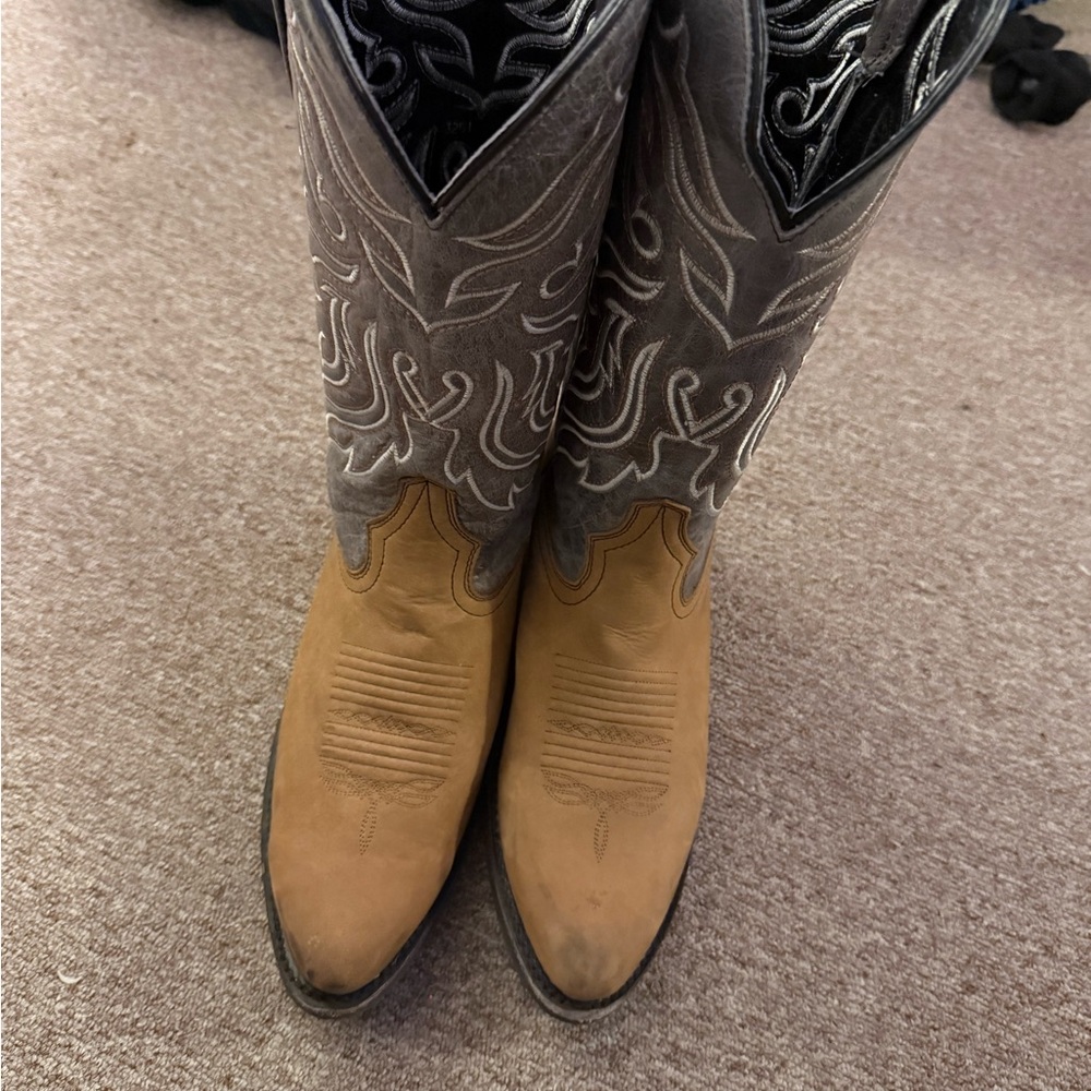 Tan and Gray Cowboy & Western Boots